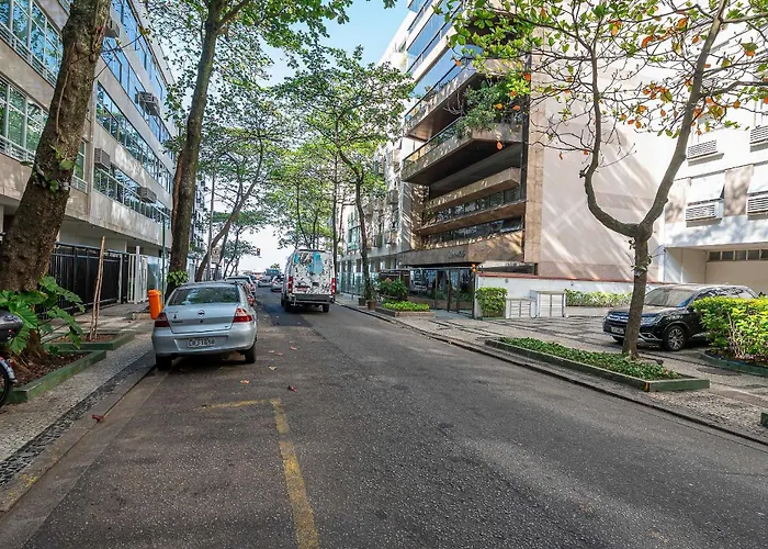 Leblon, A 4 Min Da Praia E Metro
